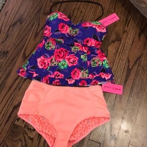 NWT Betsey Johnson Swimsuit
